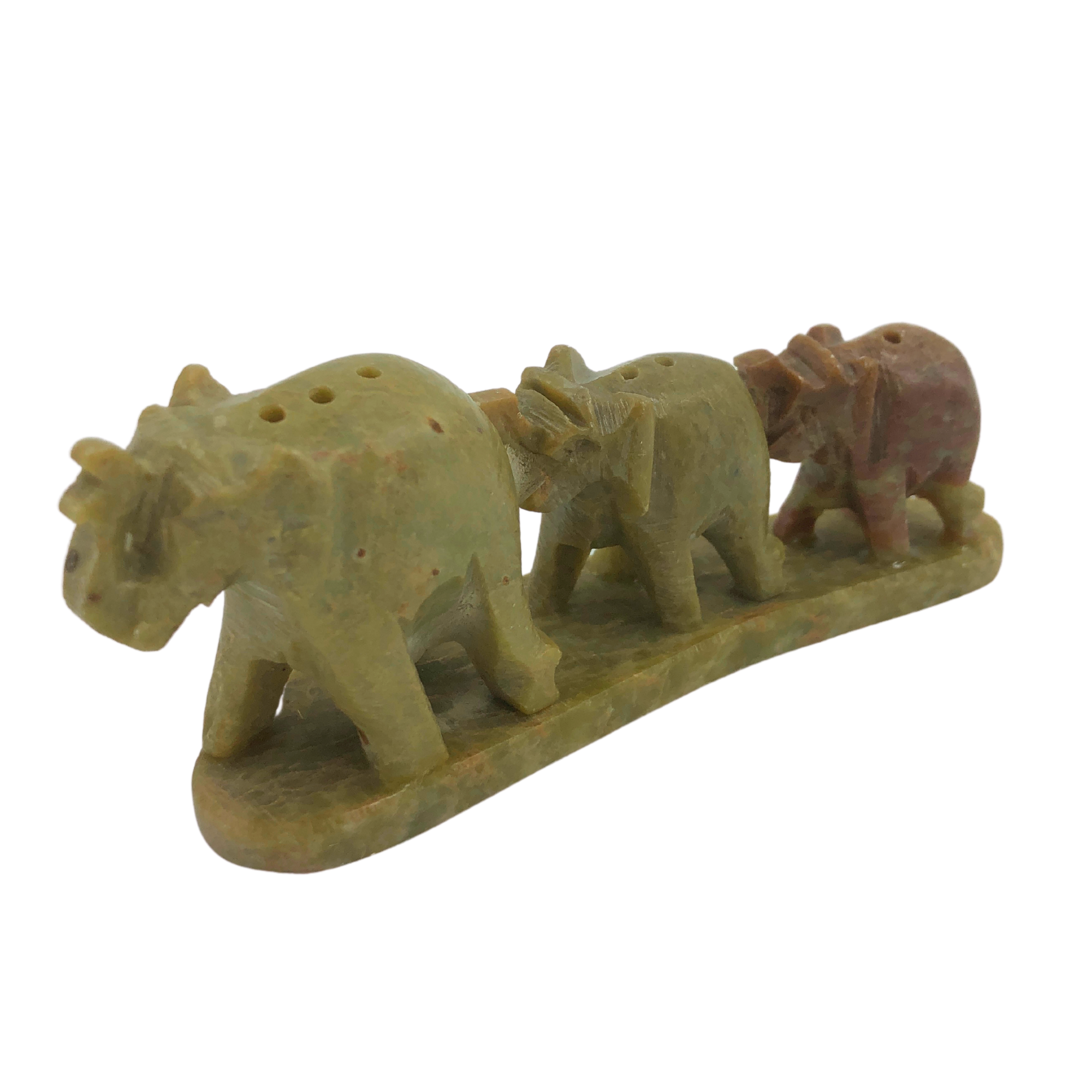 SS 1071 - Elephants Row Of 3