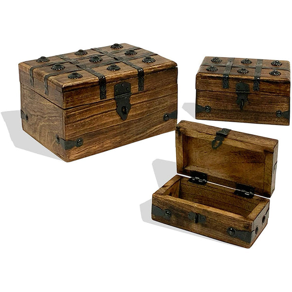 SH 2335 - Nested Wooden Pirate Chest Set/3 (12 buttons)