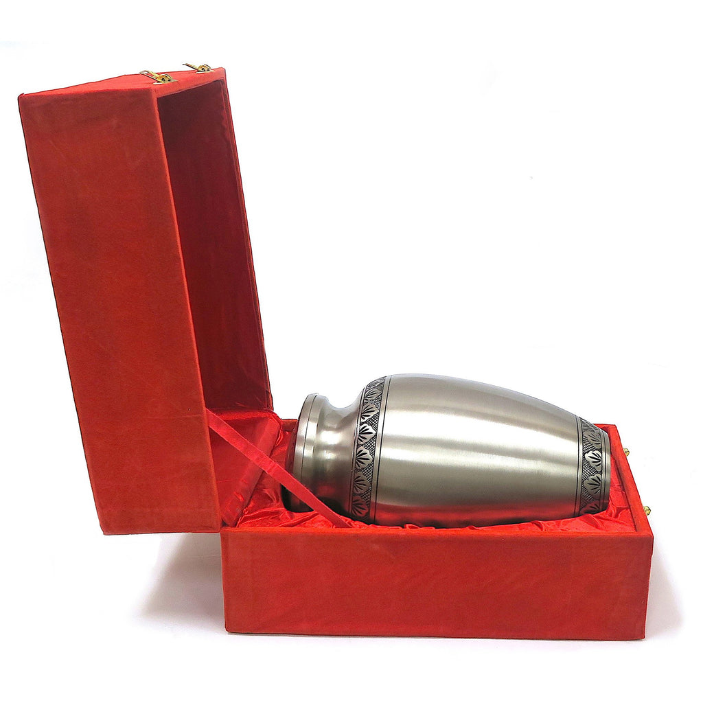 BR 67601 - Brass Urn In Velvet Box