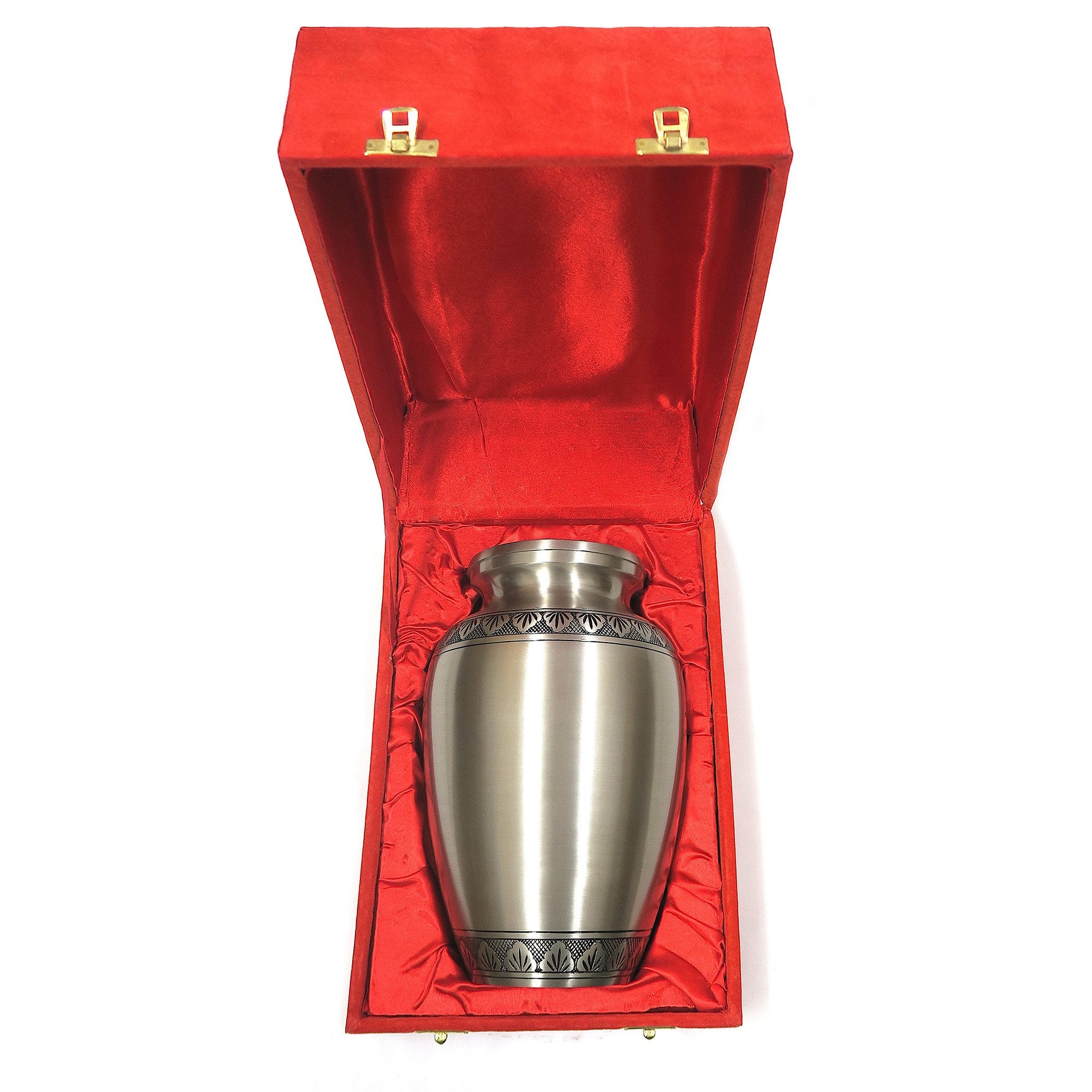 BR 67601 - Brass Urn In Velvet Box