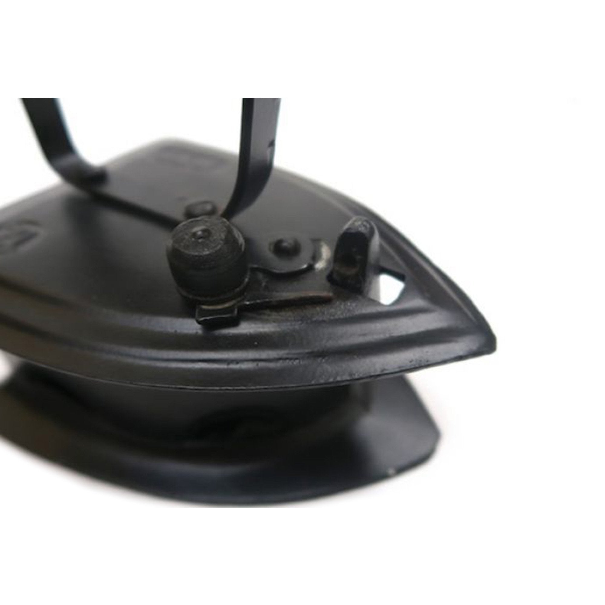 IR 8015 - Vintage Iron with wood handle